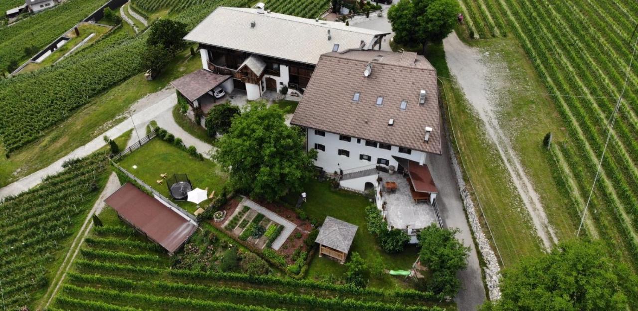 Strasserhof Tenuta-Weingut Vahrn 외부 사진